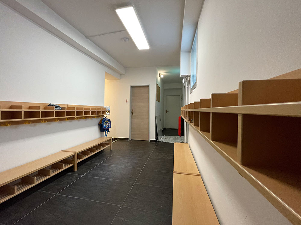 MAS Kinderakademie Garderobe im Kindergarten München